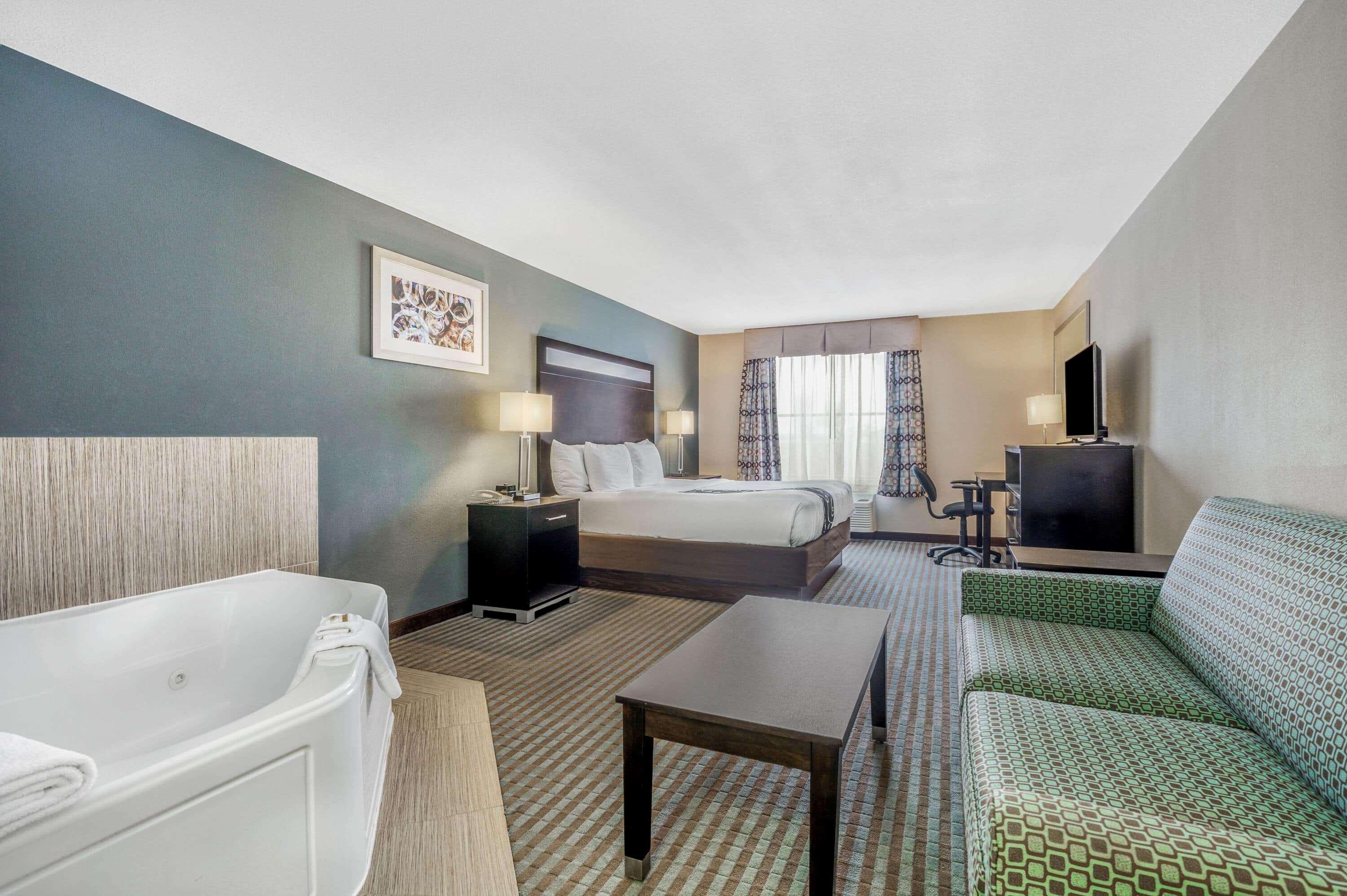 La Quinta Inn & Suites Casino And Bar By Wyndham Glendive Exterior foto