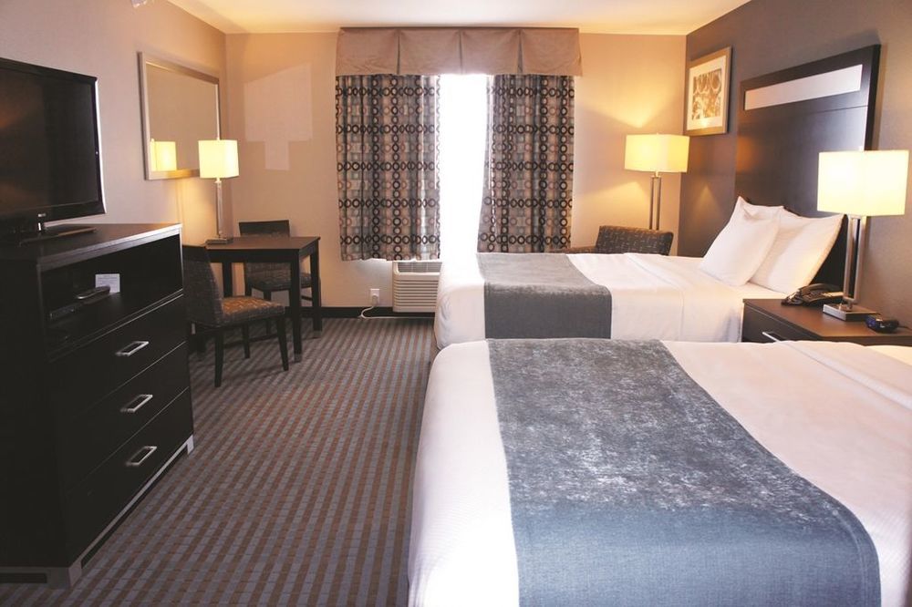 La Quinta Inn & Suites Casino And Bar By Wyndham Glendive Zimmer foto